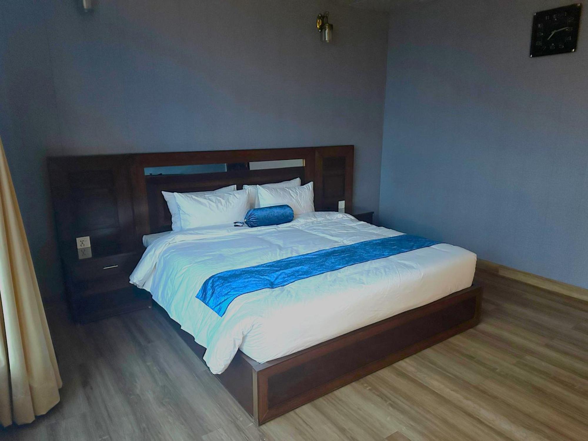Luxury Apartment In Dha Phase 8, Near Allama Iqbal International Airport Lahor Dış mekan fotoğraf